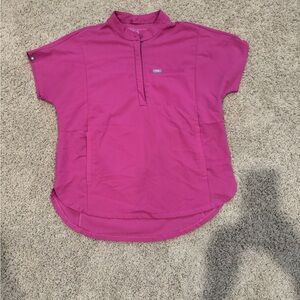 Figs Rafaela Scrub top in Bright Fuchsia